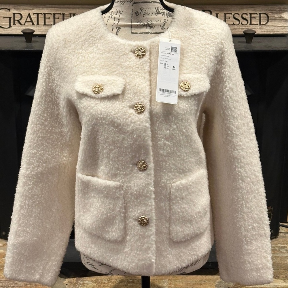 NWT Goelia Lamb Wool Round Neck Crop Coat